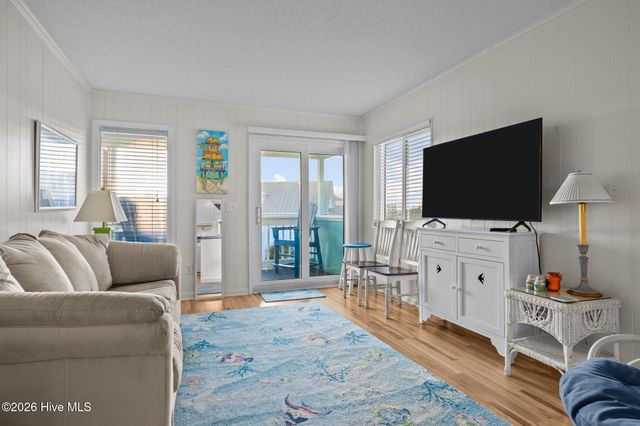 301 E Commerce Way Road 357, Atlantic Beach, NC 28512