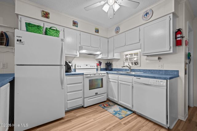 301 E Commerce Way Road 357, Atlantic Beach, NC 28512