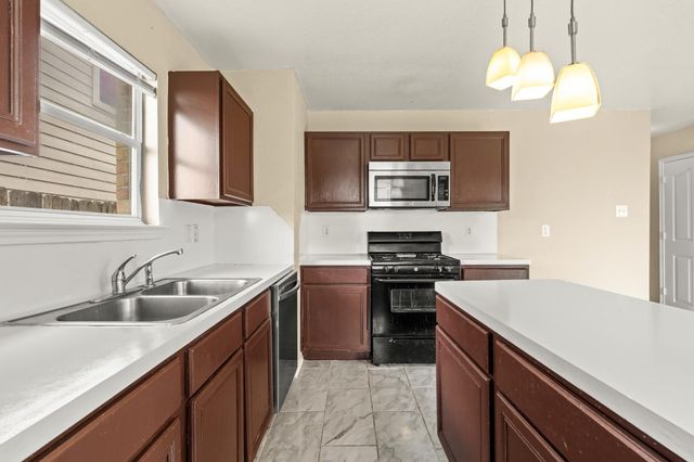 7931 Raven Creek Lane, Cypress, TX 77433