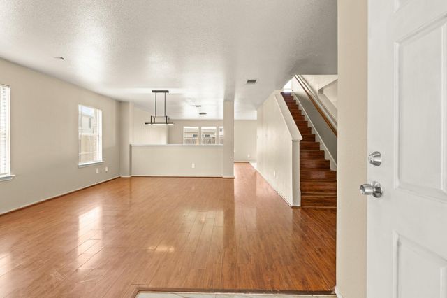 7931 Raven Creek Lane, Cypress, TX 77433