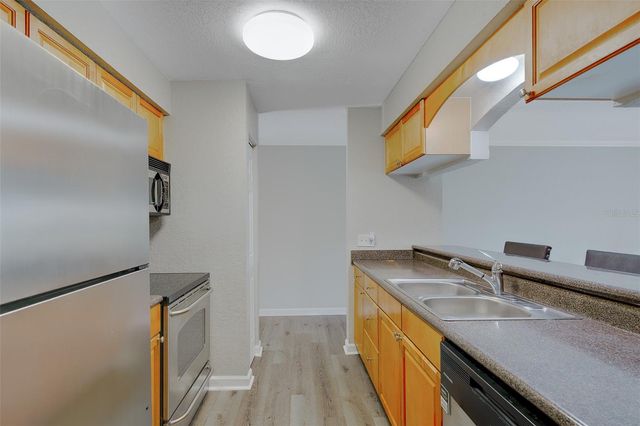 12293 SAILWINDS DRIVE 203, Largo, FL 33773