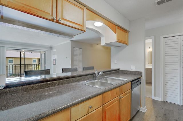 12293 SAILWINDS DRIVE 203, Largo, FL 33773