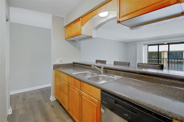 12293 SAILWINDS DRIVE 203, Largo, FL 33773