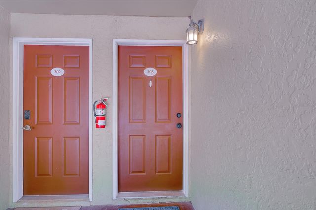 12293 SAILWINDS DRIVE 203, Largo, FL 33773