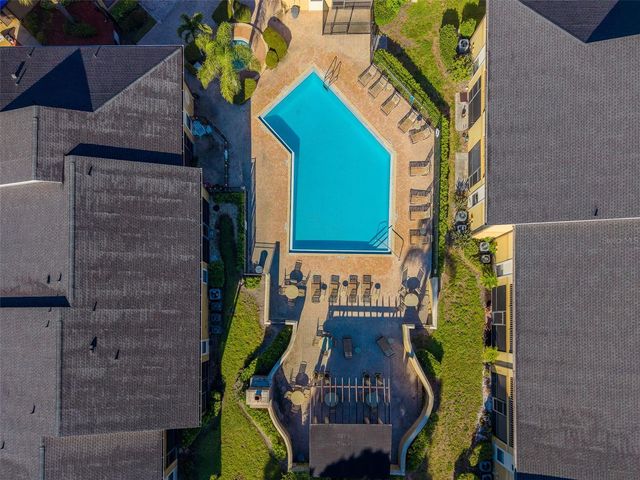 12293 SAILWINDS DRIVE 203, Largo, FL 33773