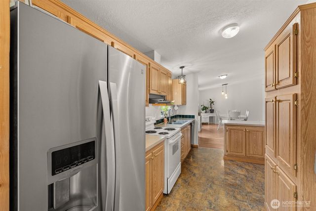 112 Tiffany Lane, Winlock, WA 98596