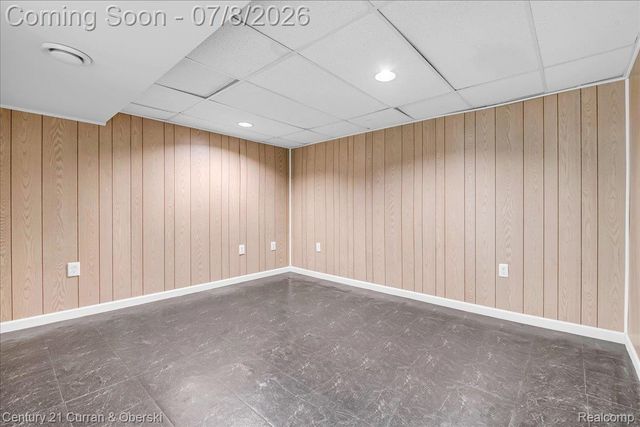 1174 S Dowling Street, Westland, MI 48186