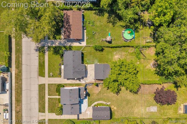 1174 S Dowling Street, Westland, MI 48186