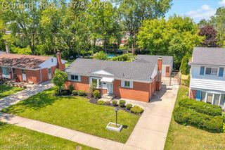 1174 S Dowling Street, Westland, MI 48186