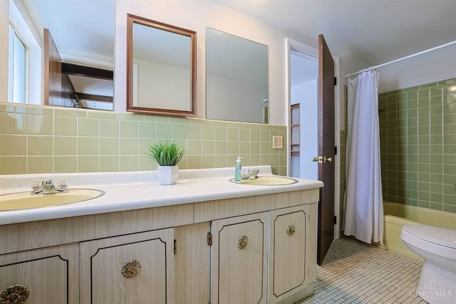 2530 Falconbridge Drive, Cincinnati, OH 45238