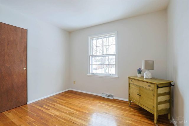 2530 Falconbridge Drive, Cincinnati, OH 45238