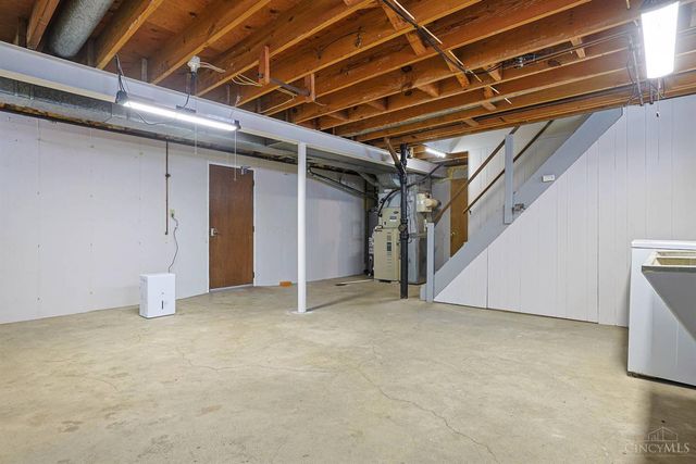 2530 Falconbridge Drive, Cincinnati, OH 45238