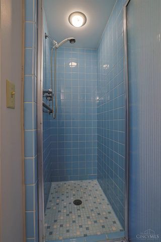 2530 Falconbridge Drive, Cincinnati, OH 45238