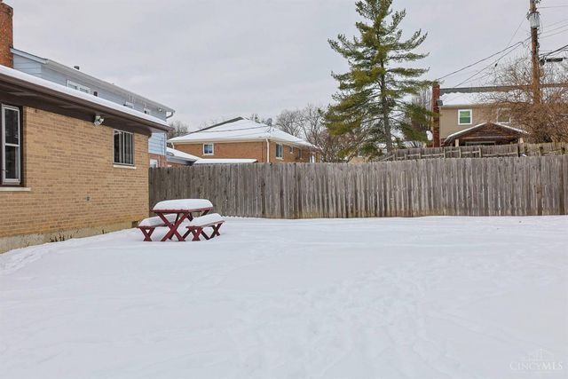 2530 Falconbridge Drive, Cincinnati, OH 45238