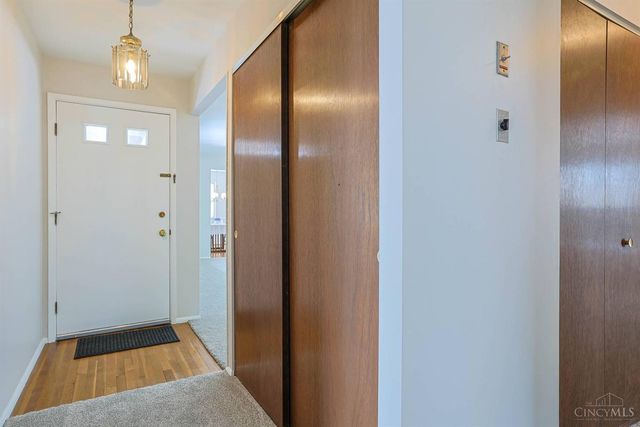 2530 Falconbridge Drive, Cincinnati, OH 45238