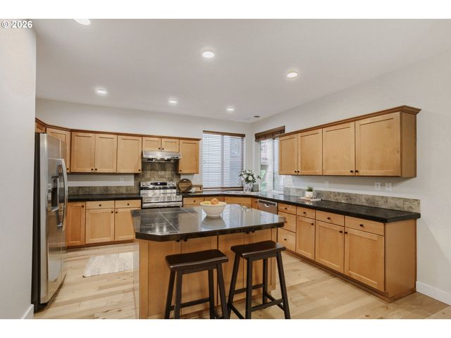 5710 Nw 126TH Ter, Portland, OR 97229