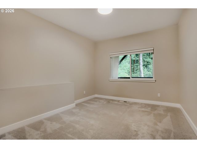 5710 Nw 126TH Ter, Portland, OR 97229