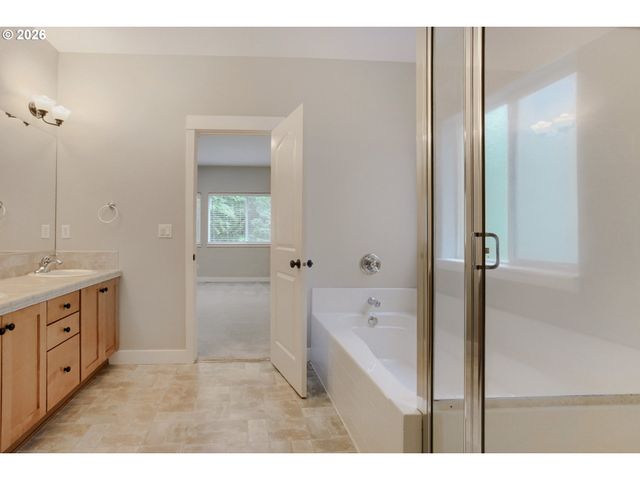5710 Nw 126TH Ter, Portland, OR 97229