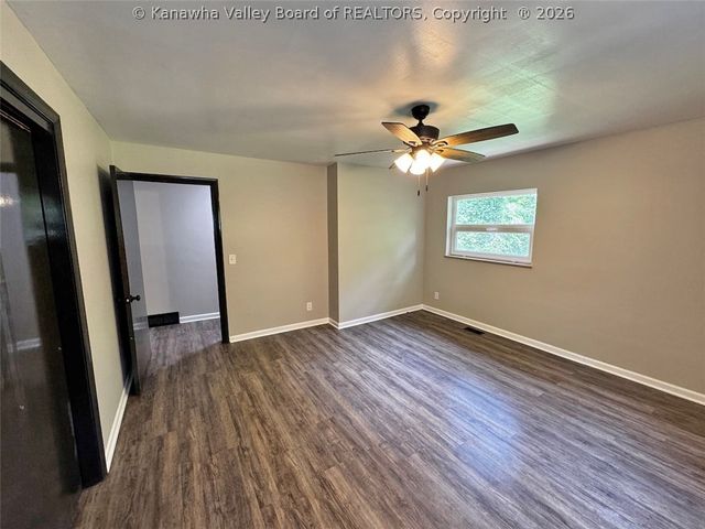 1323 Dorsey Road, Charleston, WV 25314