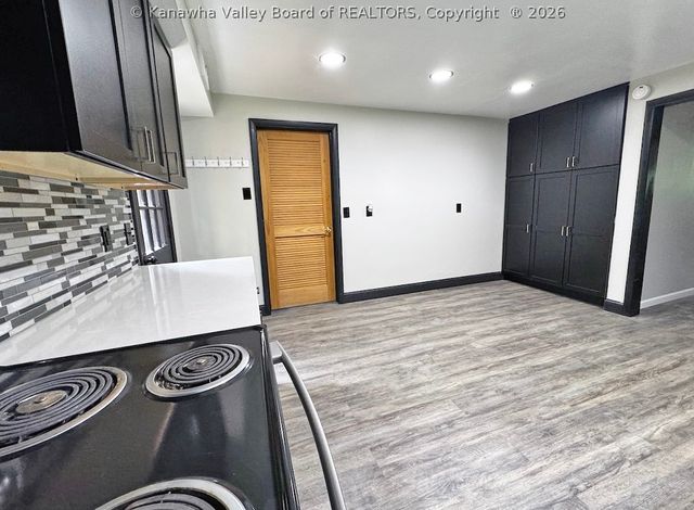 1323 Dorsey Road, Charleston, WV 25314