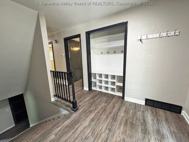 1323 Dorsey Road, Charleston, WV 25314