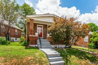 6300 Juniata Street, St Louis, MO 63139