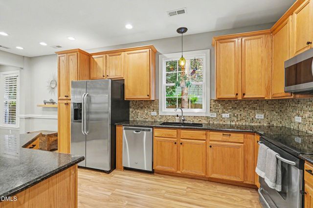 2112 Maizefield Lane, Fuquay Varina, NC 27526