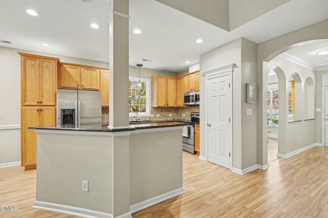 2112 Maizefield Lane, Fuquay Varina, NC 27526