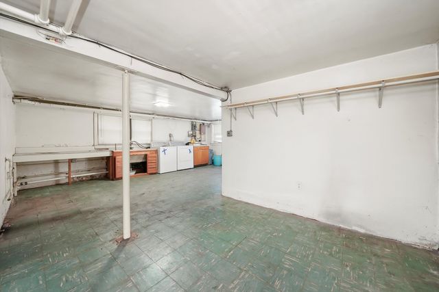 2418 Wesley Avenue, Berwyn, IL 60402