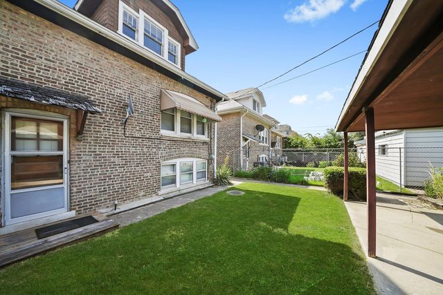 2418 Wesley Avenue, Berwyn, IL 60402