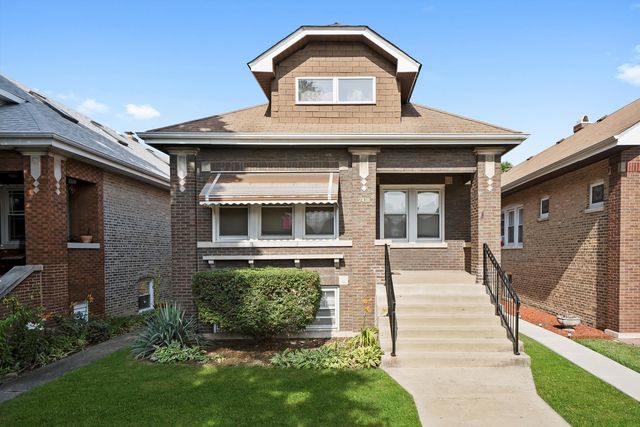 2418 Wesley Avenue, Berwyn, IL 60402