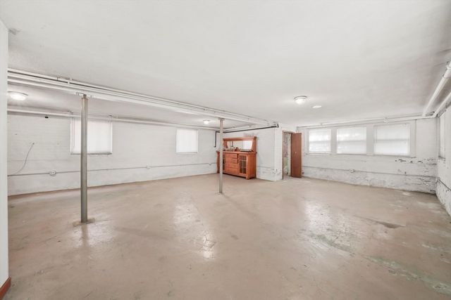 2418 Wesley Avenue, Berwyn, IL 60402