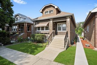 2418 Wesley Avenue, Berwyn, IL 60402