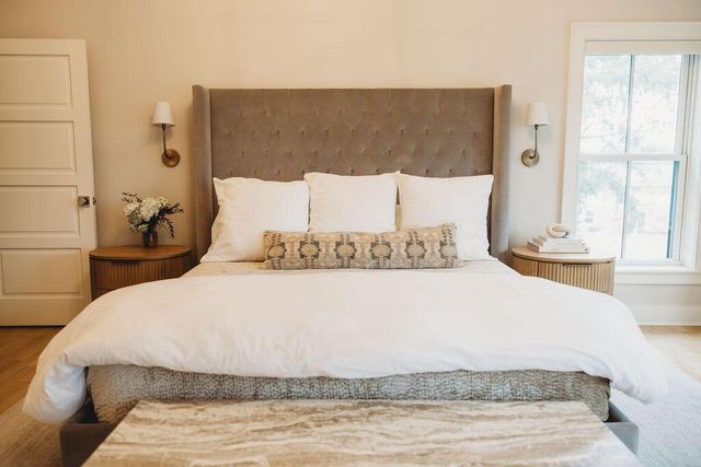 1250 Fairhaven BOULEVARD, Elm Grove, WI 53122