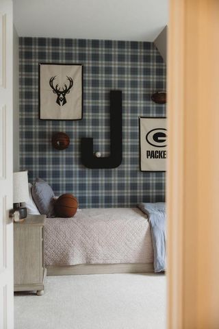 1250 Fairhaven BOULEVARD, Elm Grove, WI 53122