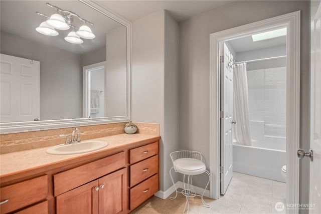 36424 10th Court SW, Federal Way, WA 98023