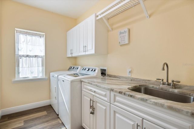 2339 DATURA STREET, Sarasota, FL 34239