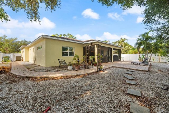 2339 DATURA STREET, Sarasota, FL 34239