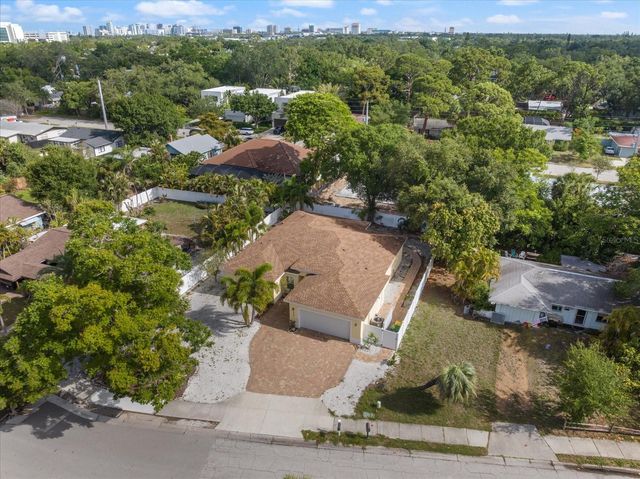2339 DATURA STREET, Sarasota, FL 34239