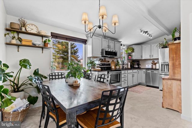 1420 ADAMS AVE, Harrisburg, PA 17112