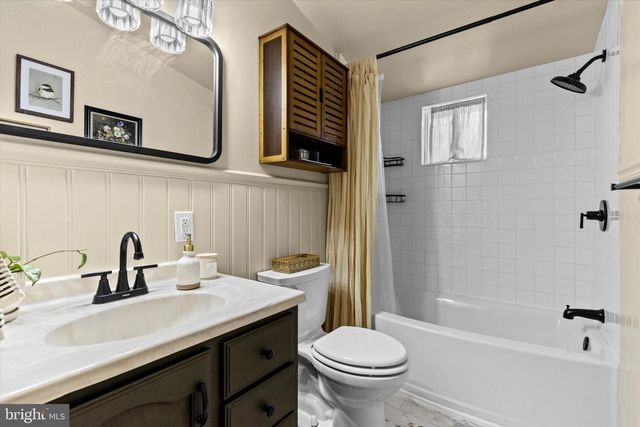 1420 ADAMS AVE, Harrisburg, PA 17112