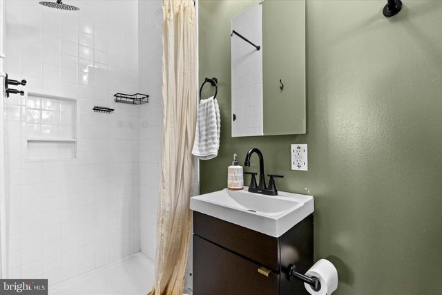 1420 ADAMS AVE, Harrisburg, PA 17112