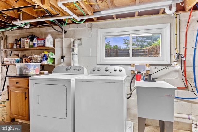 1420 ADAMS AVE, Harrisburg, PA 17112