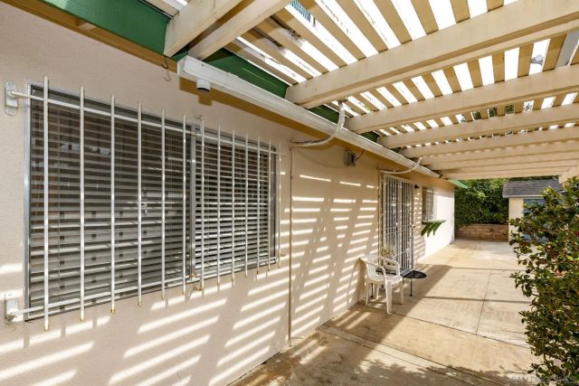 1014 E Bel Air Drive, Vista, CA 92084