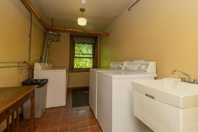 1204 Harmon Place 21, Minneapolis, MN 55403