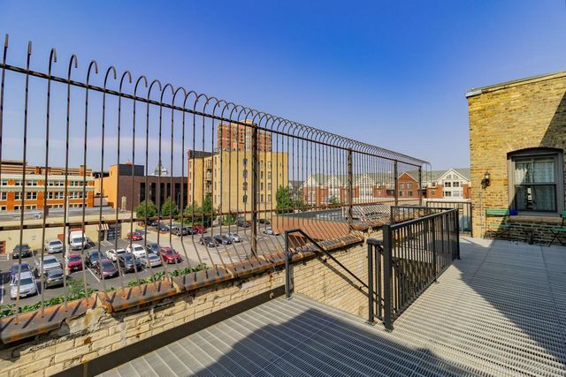 1204 Harmon Place 21, Minneapolis, MN 55403