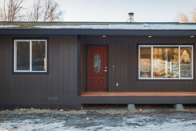 5740 W Birch Harbor Drive, Wasilla, AK 99623