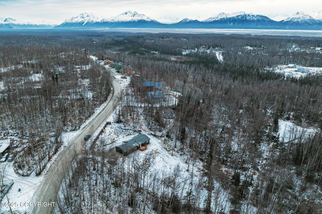 5740 W Birch Harbor Drive, Wasilla, AK 99623