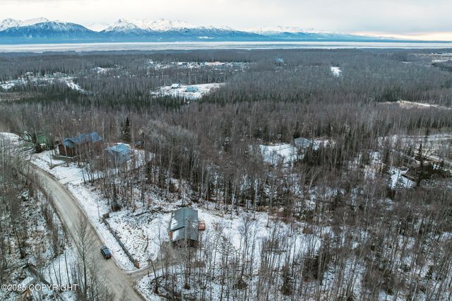 5740 W Birch Harbor Drive, Wasilla, AK 99623