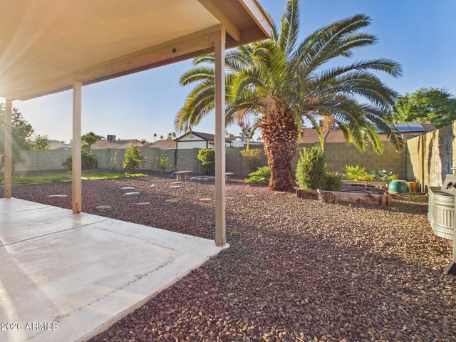 3613 W CAMPO BELLO Drive, Glendale, AZ 85308
